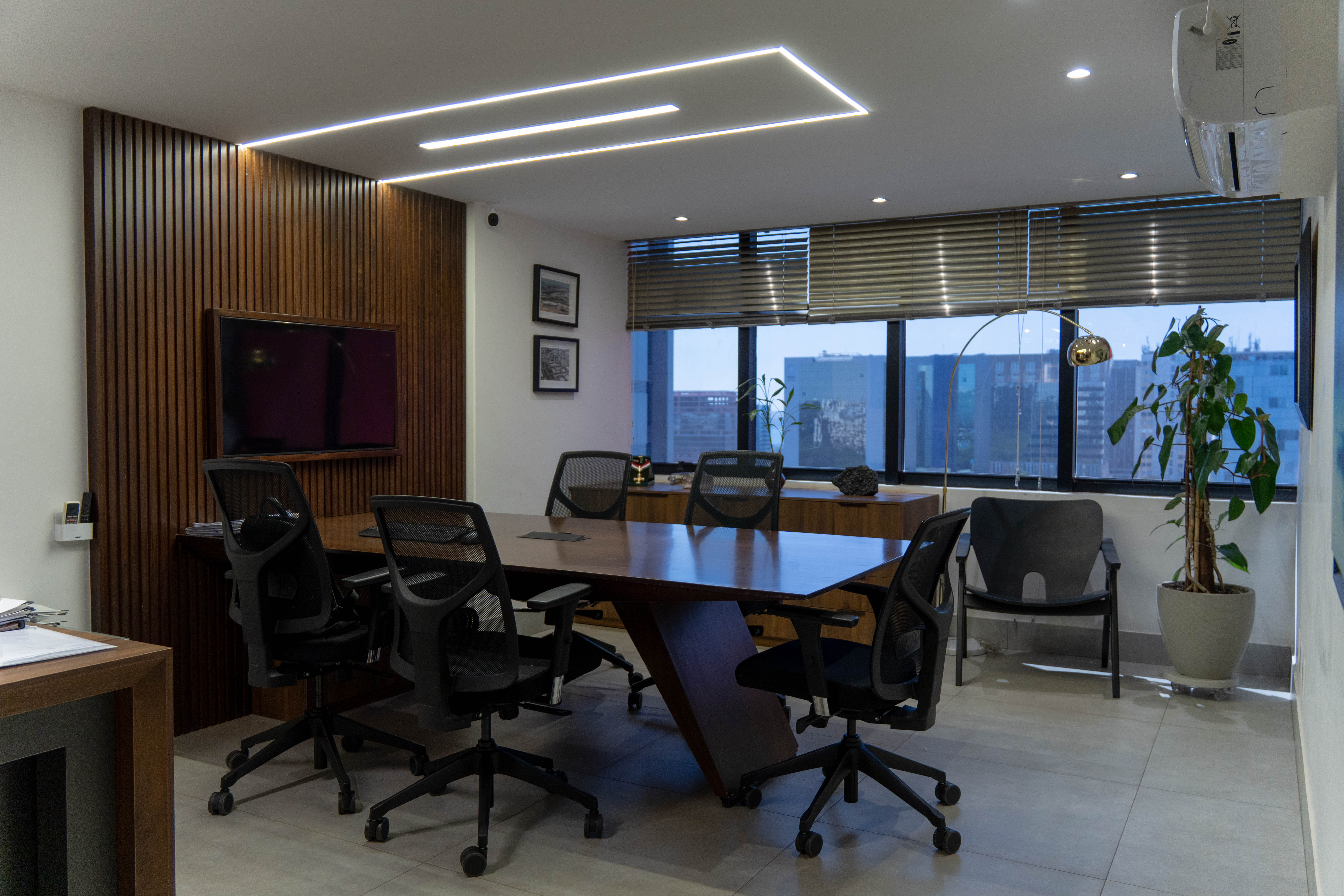 Sala de reunião da Yamakawa Advocacia e Consultoria
